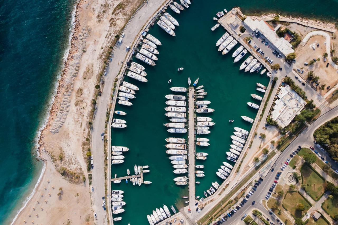 Kreoli Suites Glyfada Athén Kültér fotó