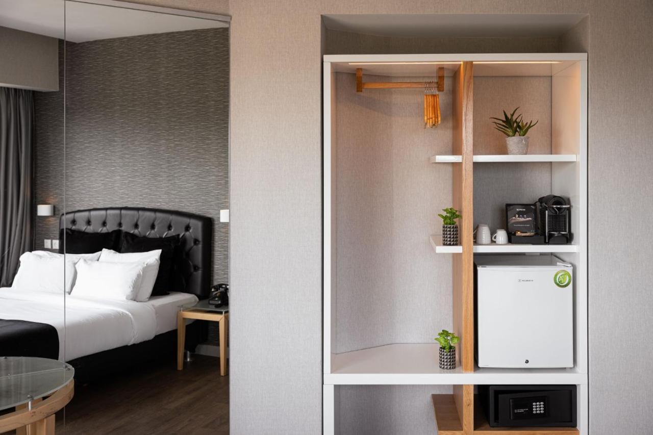 Kreoli Suites Glyfada Athén Kültér fotó